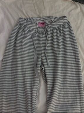 Aeropostale Gray and White Striped Women's Pajama Pants